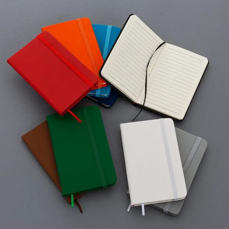 Caderneta Emborrachada Clássica (Estilo Moleskine) L003009